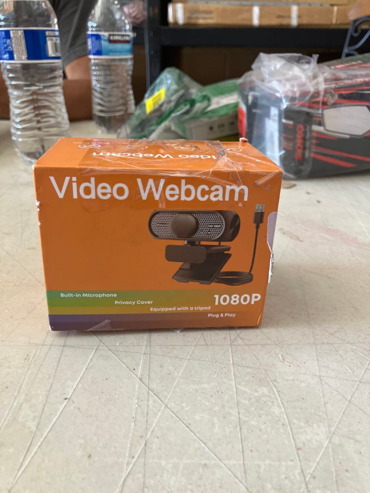 1080P Video Webcam with Built-in Microphone and Privacy Cover