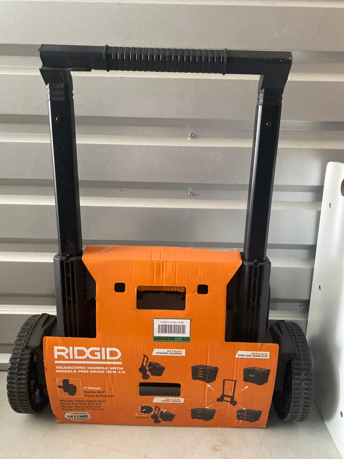 RIDGID Telescopic Handle with Wheels Pro Gear Gen 2.0