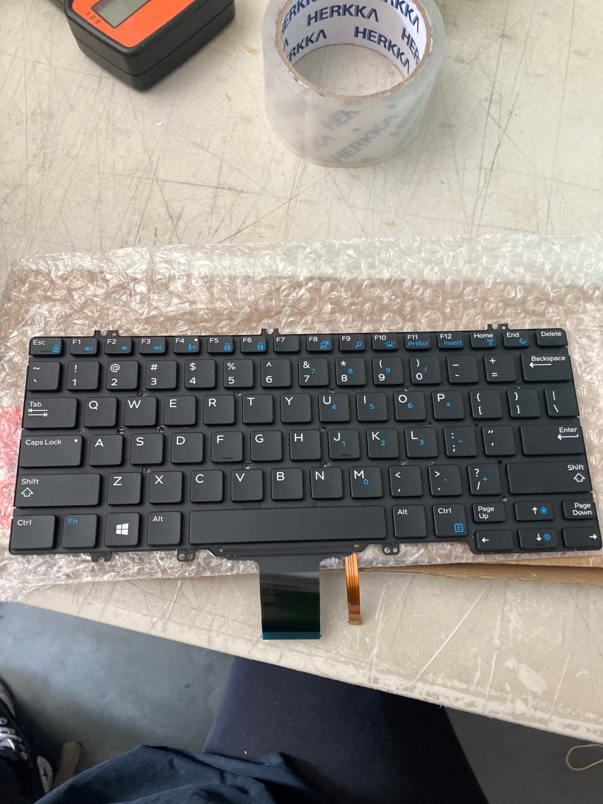 Replacement Laptop Keyboard - Black - Compatible with Various Models