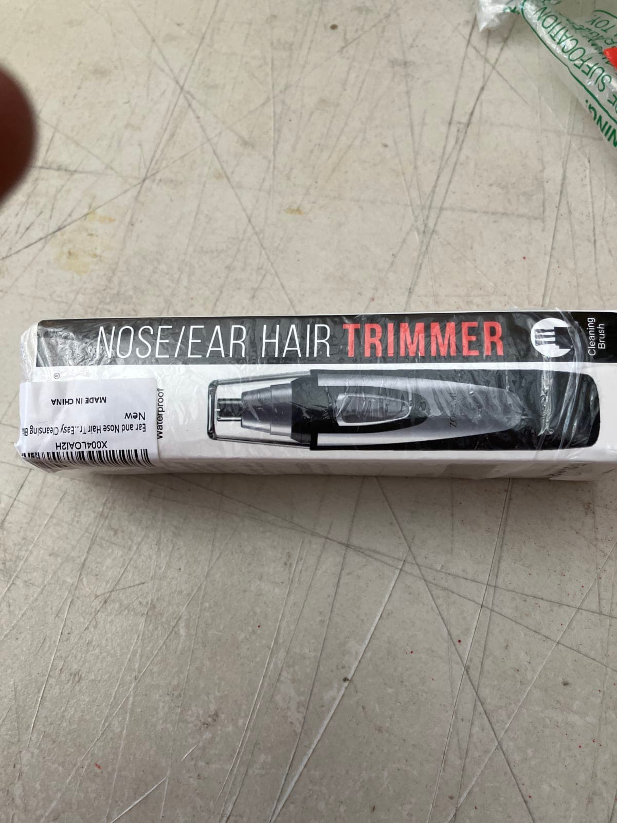 Nose/Ear Hair Trimmer - Compact and Efficient Grooming Tool