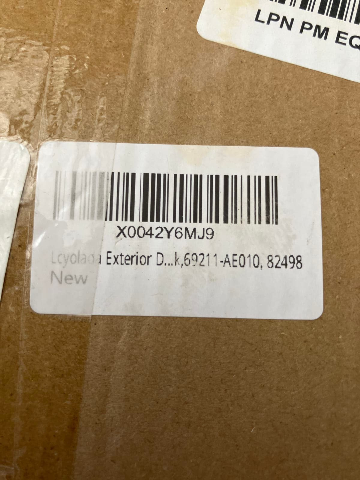 Lloyd's Exterior Door Model 69211-AE010