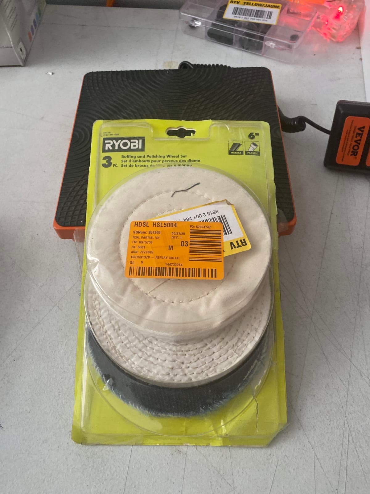 RYOBI Buffing and Polishing Wheel Set - 3 Pieces