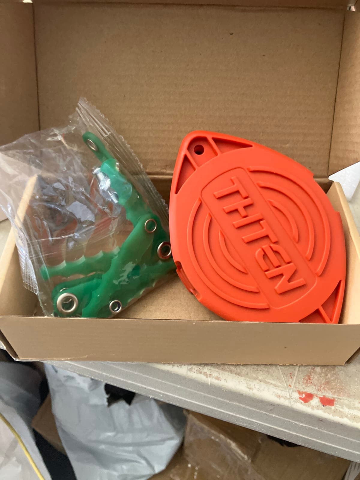 Thiten Chain Guide and Protector Set - Green and Red