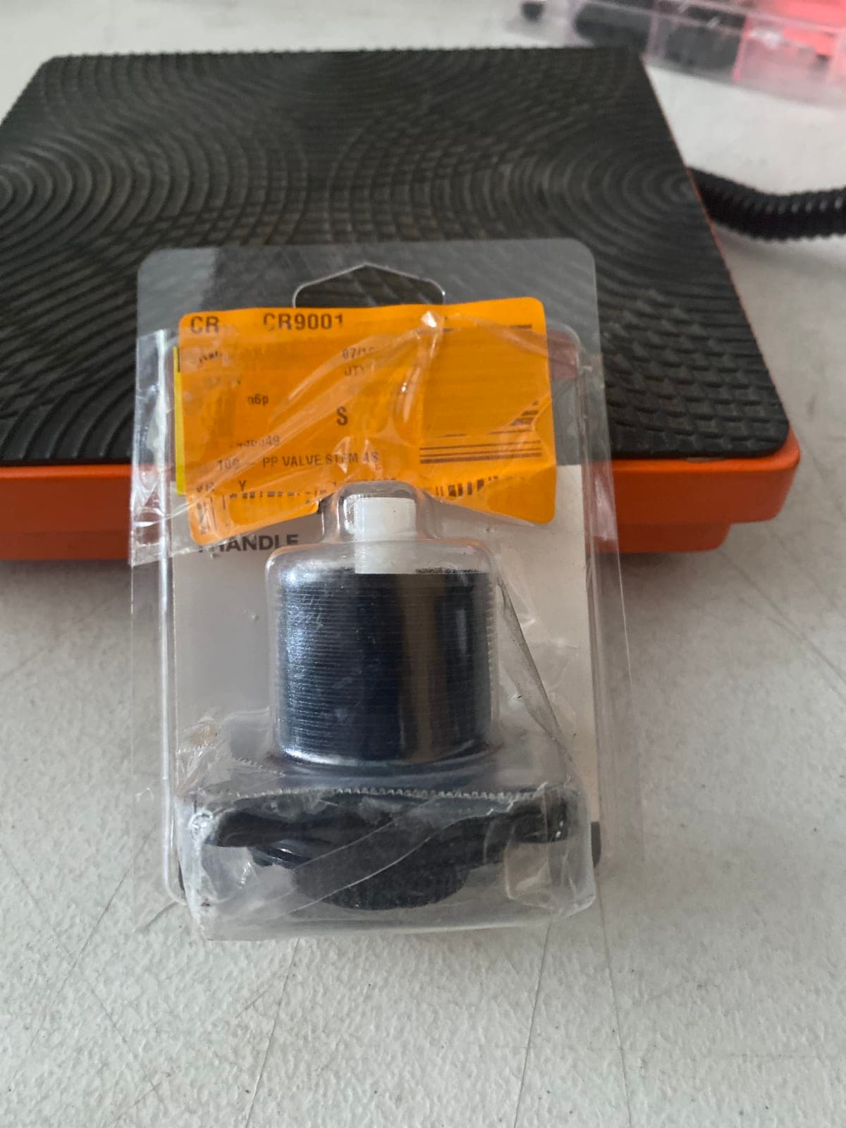 CR9001 Replacement Valve Handle - Durable & Reliable