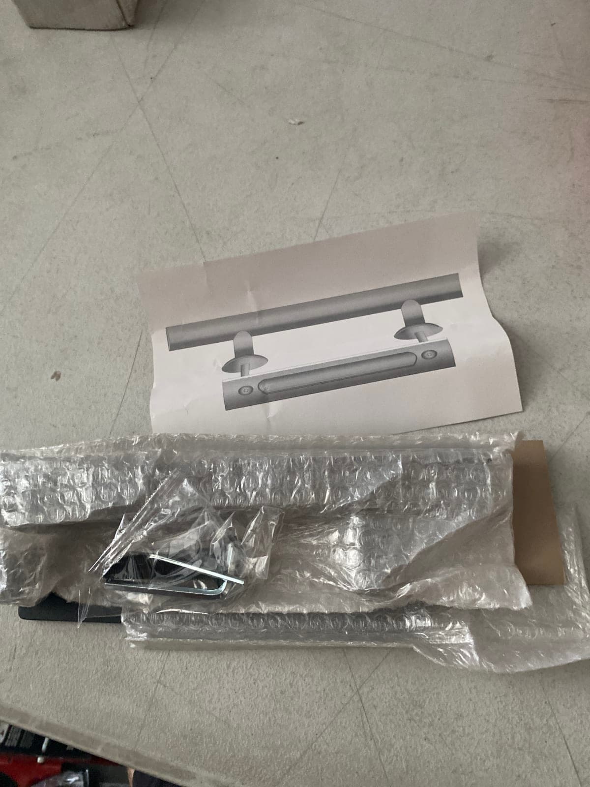 Adjustable Towel Bar with Installation Instructions