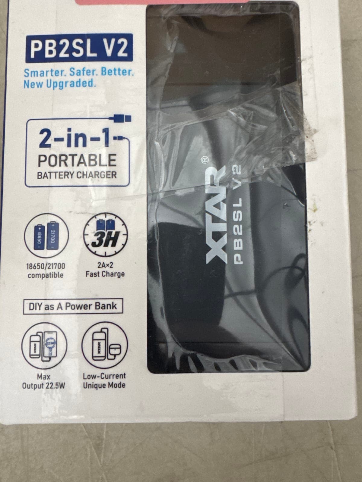 XTAR PB2SL V2 2-in-1 Portable Battery Charger