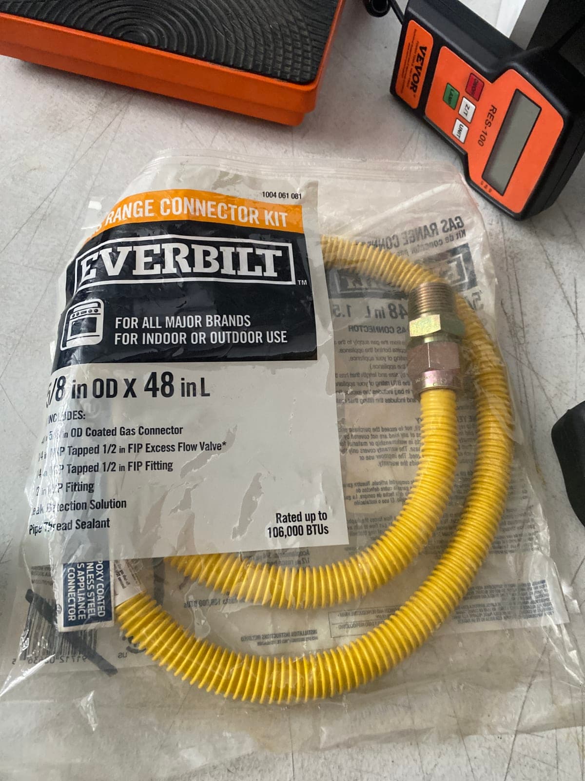 Everbilt 3/8 in. OD x 48 in. Gas Range Connector Kit