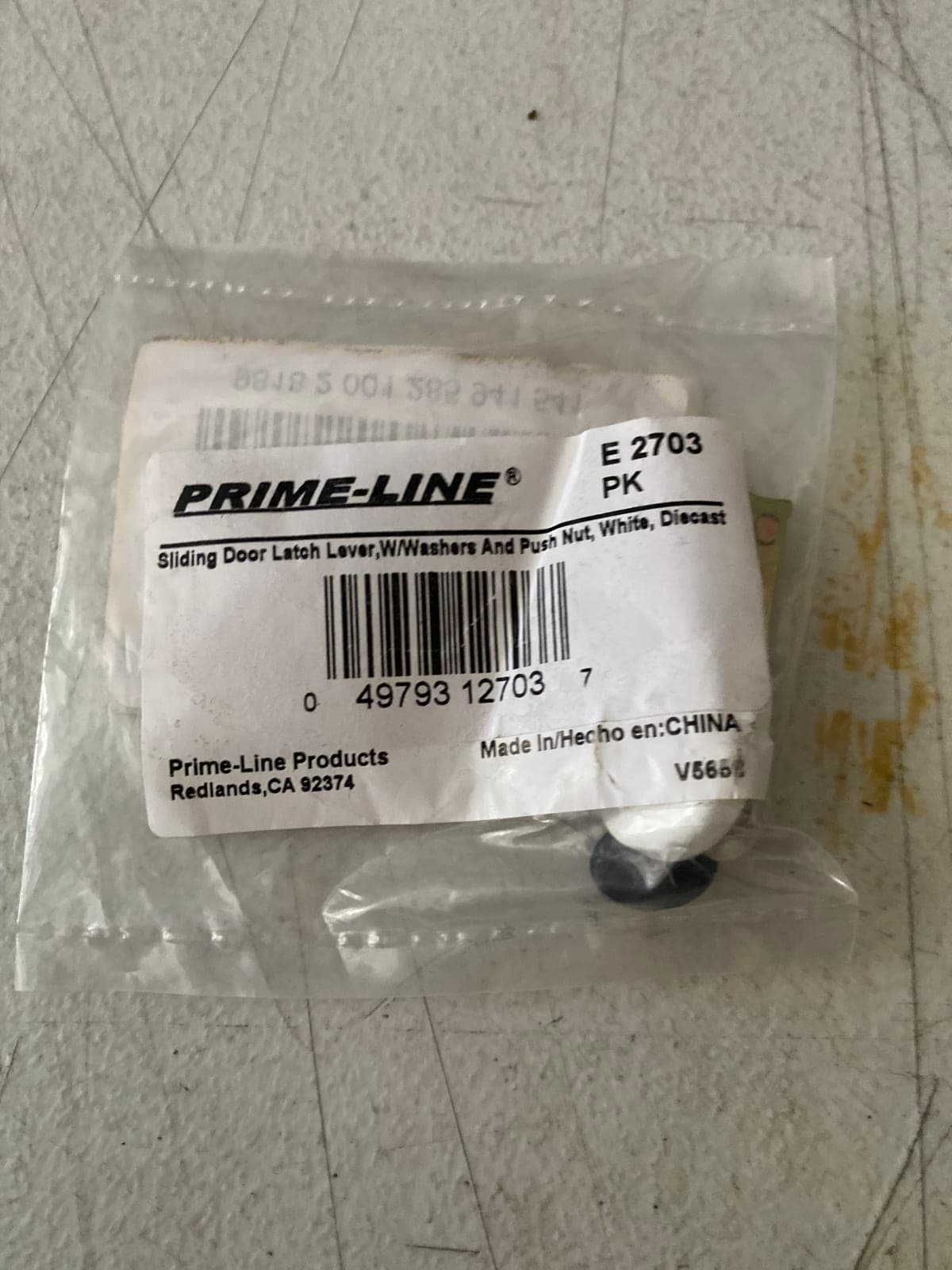 Prime-Line E 2703 Sliding Door Latch Lever with Washers - White