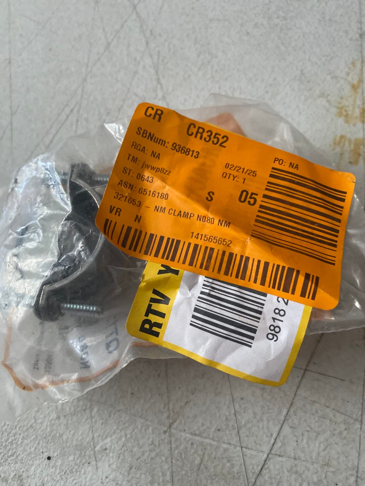 CR352 NM Clamp N80 NM - Durable Metal Construction
