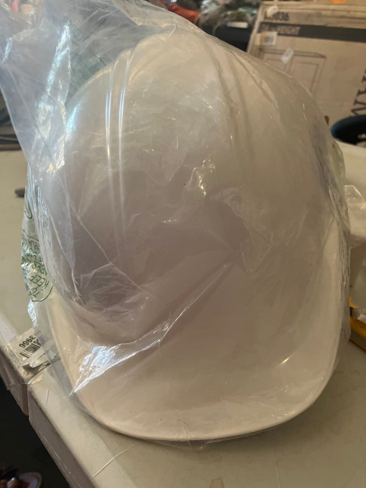 Hard Hat Safety Helmet - White Construction Headgear