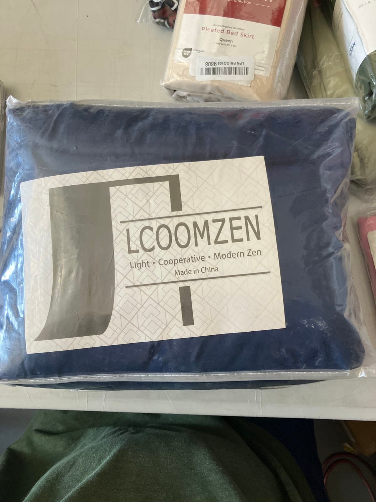 Lightweight Modern Zen Blanket - Navy Blue