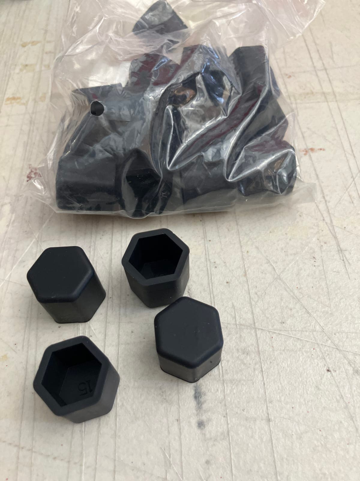 20 Pcs Wheel Lug Nut Bolt Caps - 15mm Hex - Black