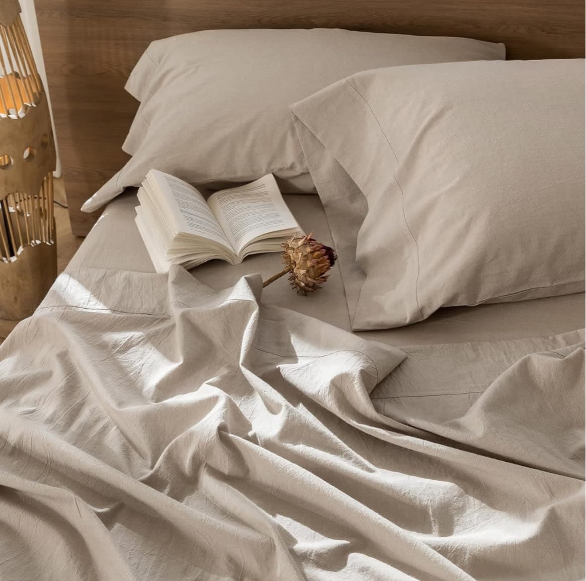MOOMEE Flat Sheet and 2 pillow cases 100% Washed Cotton Linen-Like Queen Relaxed Linen-like Texture. Soft, Breathable & Long-lasting Comfor