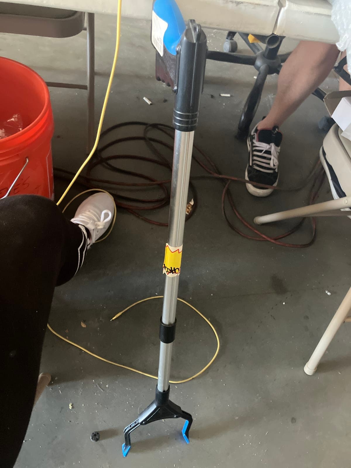 Heavy-Duty Trash Picker Grabber Tool